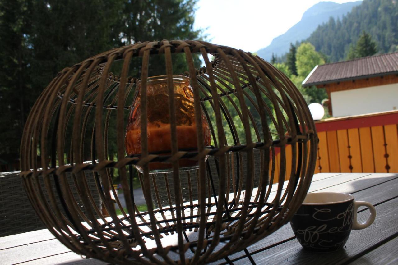 Hotel Garni Waldhof - Wohlfuehlen Am Lech Stanzach Kültér fotó
