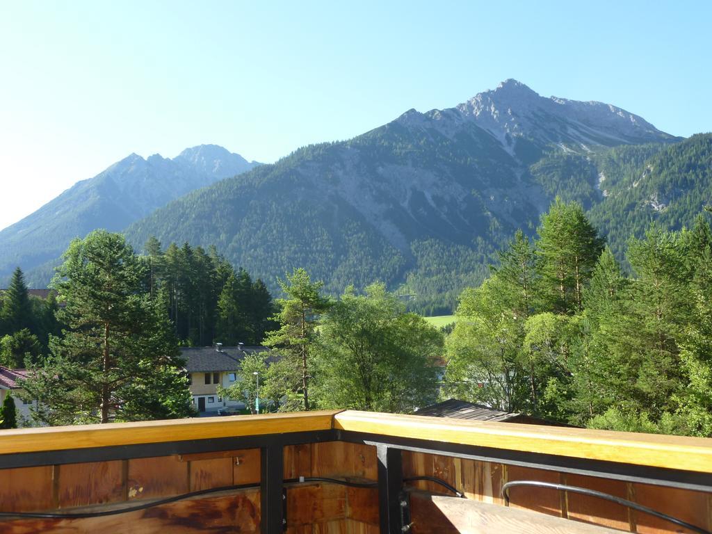 Hotel Garni Waldhof - Wohlfuehlen Am Lech Stanzach Kültér fotó